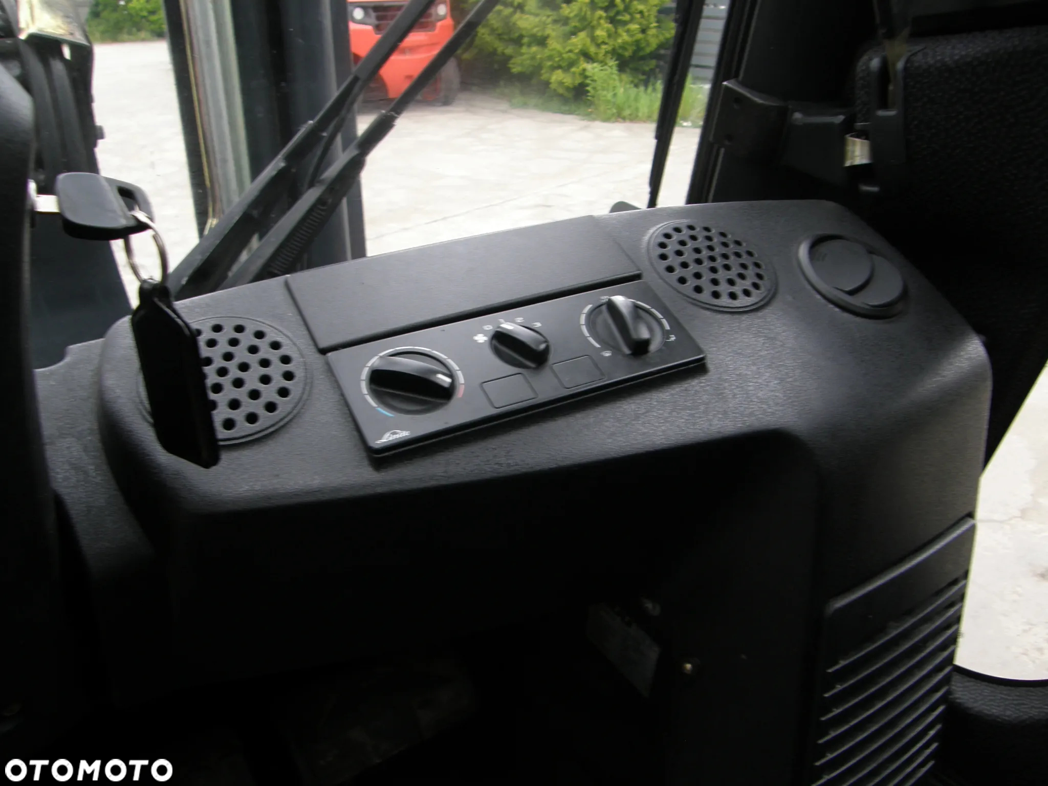 Linde H25T TRIPLEX 4,75m kabina przesuw z Niemiec - 28
