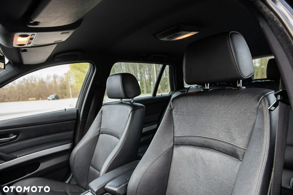 BMW Seria 3 320d Efficient Dynamics Sport Line shadow - 8