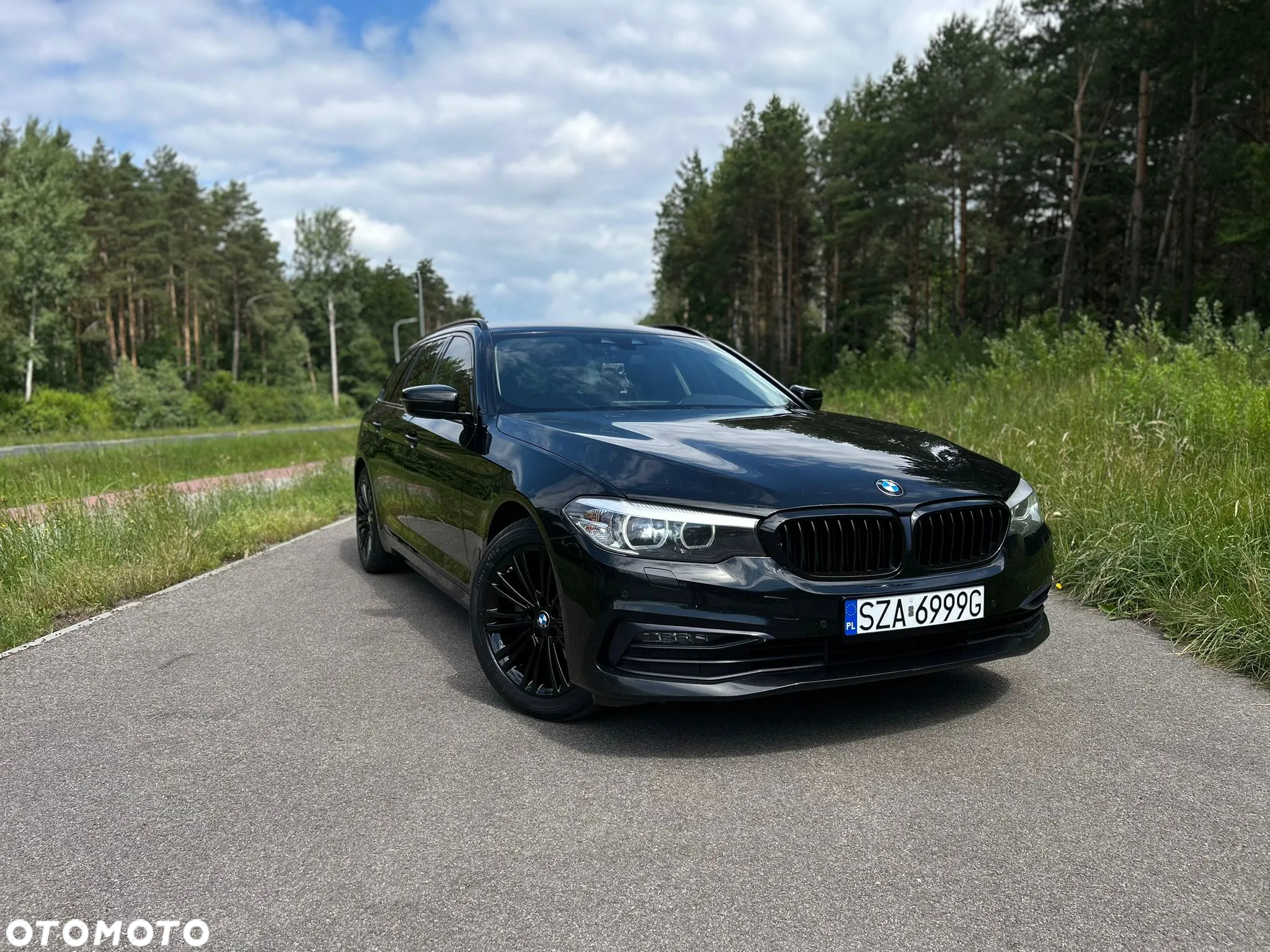 BMW Seria 5 520d Touring Sport Line - 2