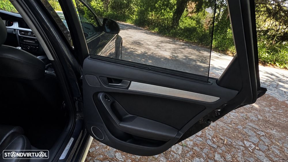 Audi A4 Allroad 2.0 TDI quattro Exclusive — fotografia 26