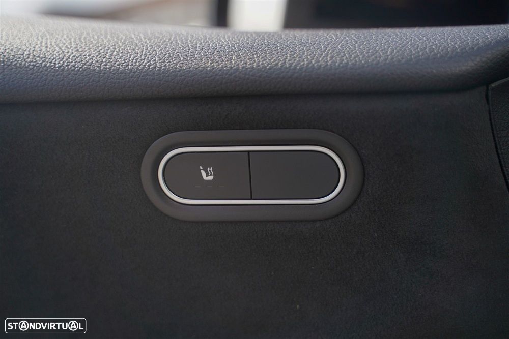 Mercedes-Benz A 200 AMG Line Aut. - 35