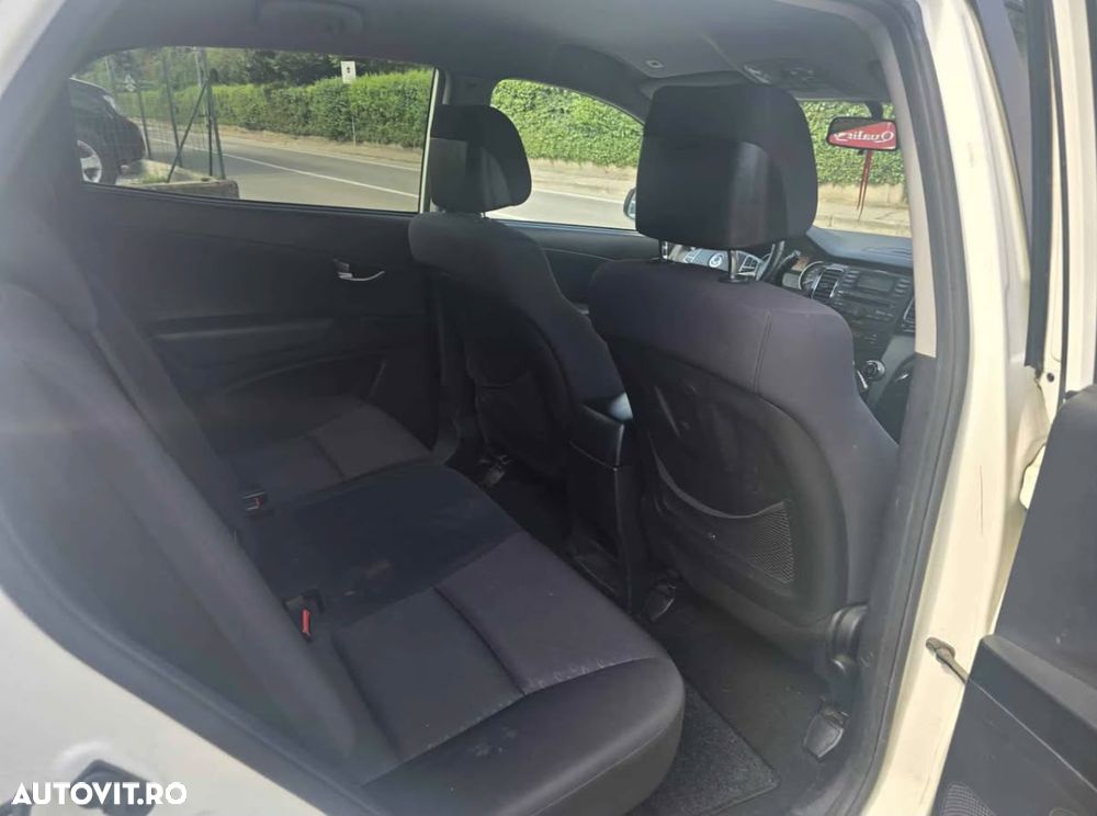 SsangYong Korando - 8