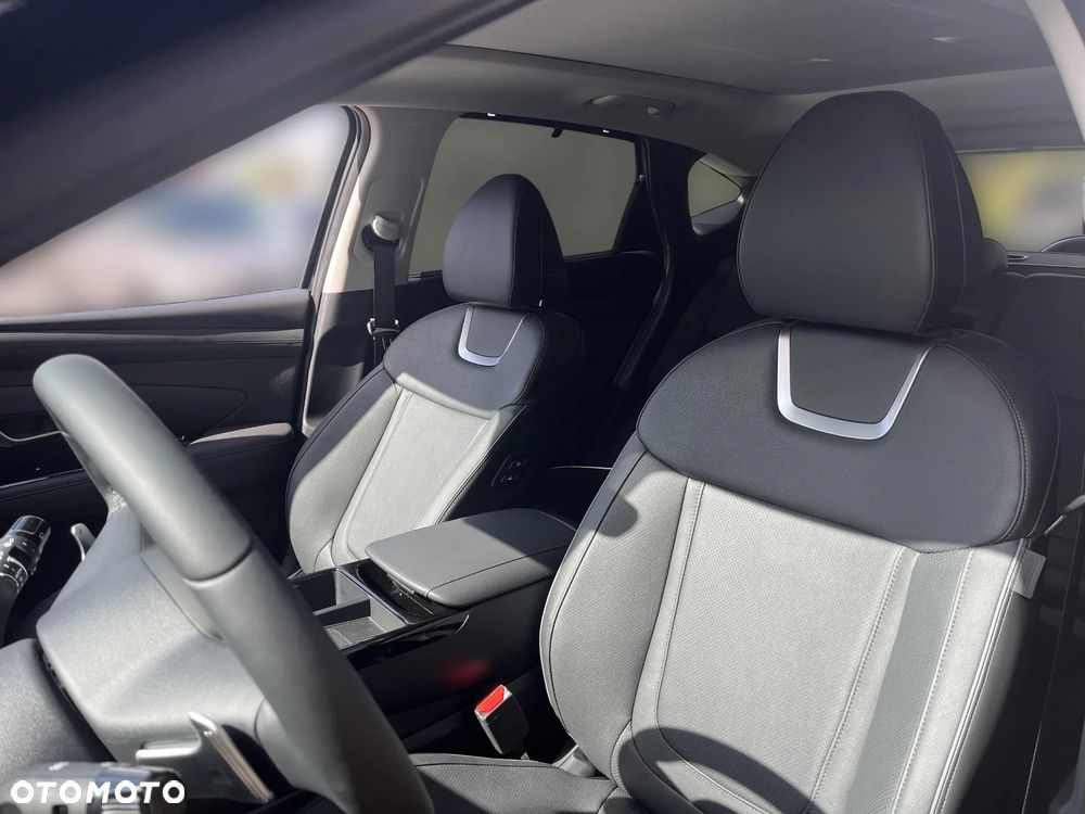 Hyundai Tucson 1.6 T-GDi HEV Platinum 2WD - 11