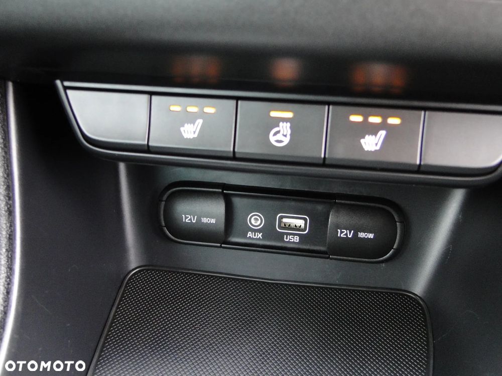 Kia Sportage 2,0 CRDI AWD Platinum - 26