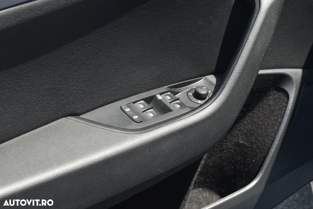 Skoda Superb 2.0 TDI DSG Ambition - 9
