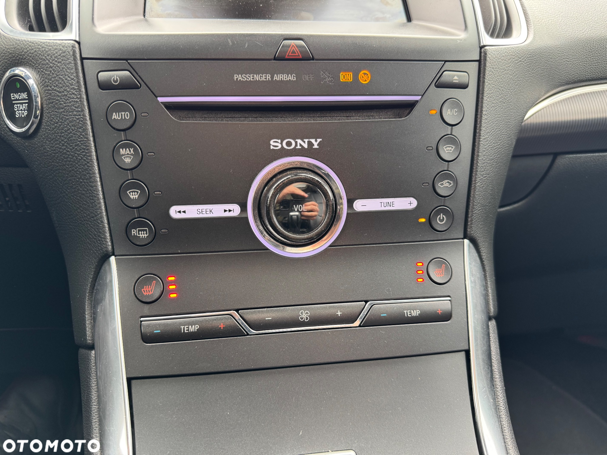 Ford S-Max - 24