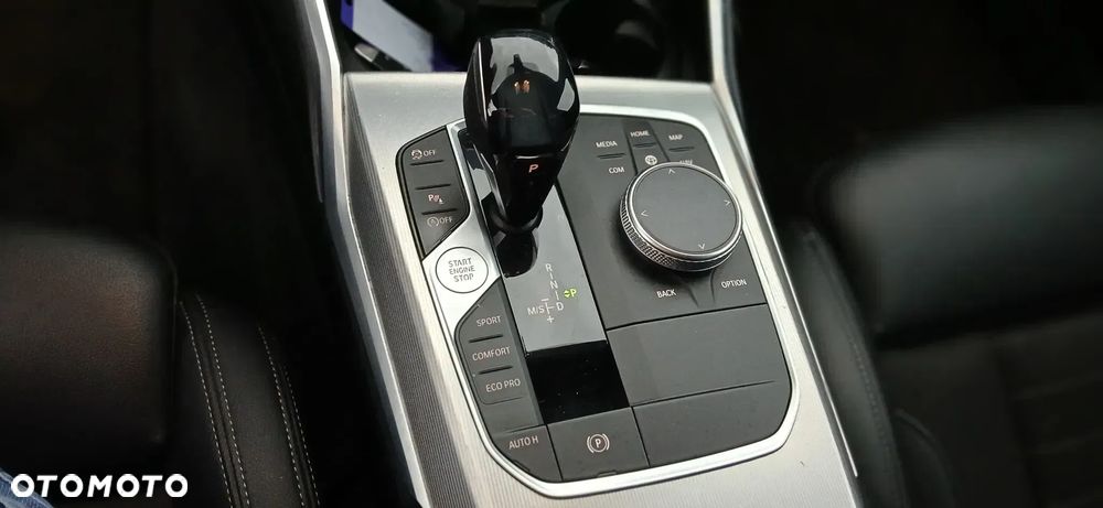 BMW Seria 3 318d Luxury Line - 19
