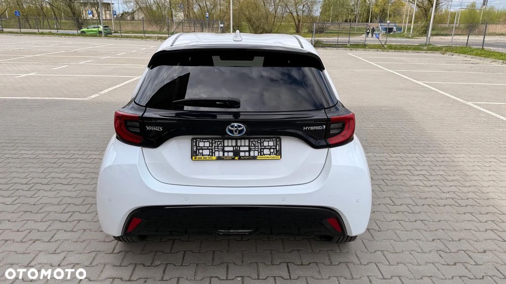 Toyota Yaris Hybrid 1.5 Executive - 5