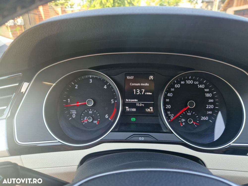 Volkswagen Passat 2.0 TDI Comfortline - 4