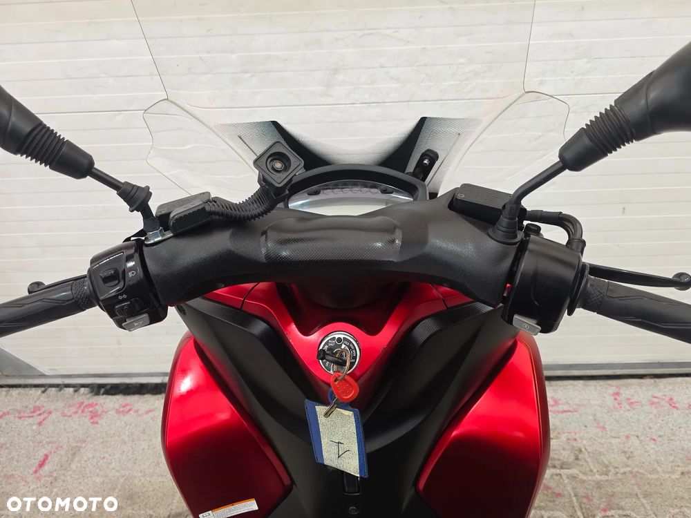 Yamaha Tricity - 34