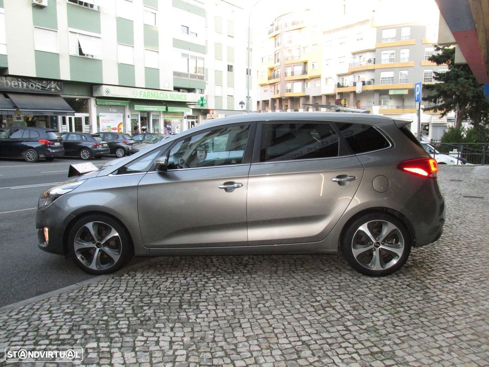 Kia Carens 1.7 CRDi ISG TX - 9