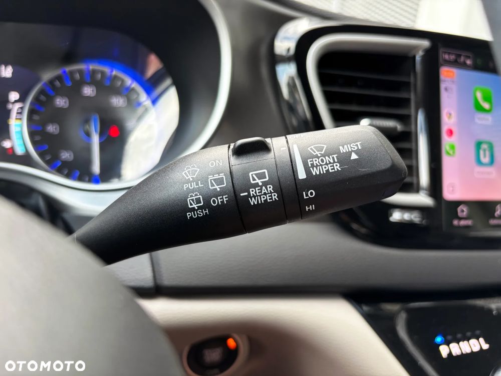 Chrysler Pacifica - 28