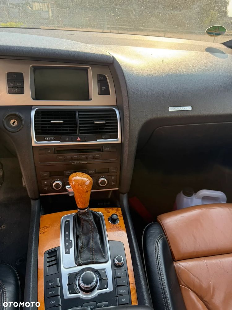 Audi Q7 - 4