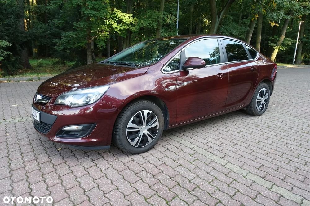 Opel Astra - 1