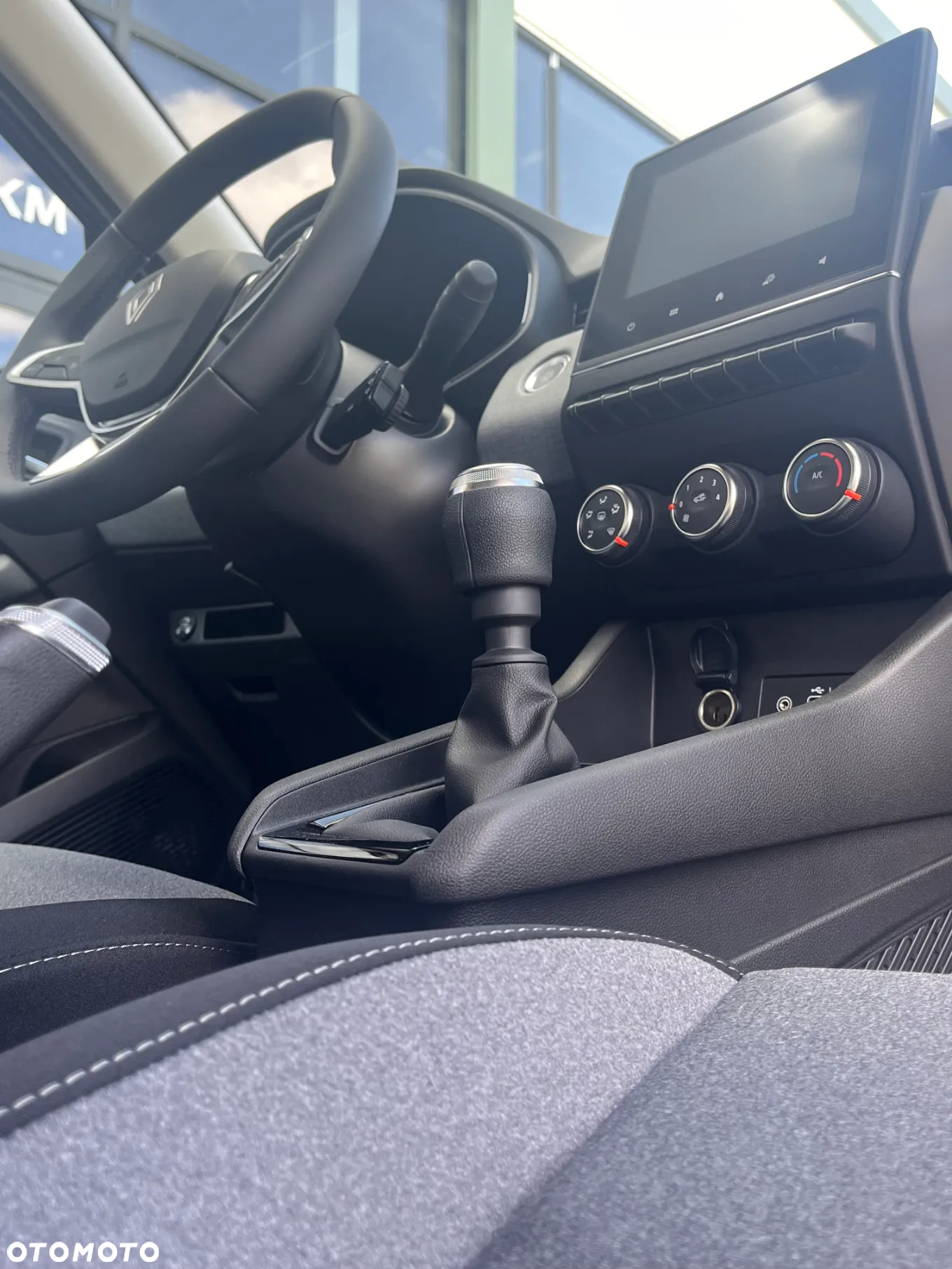 Renault Clio - 8
