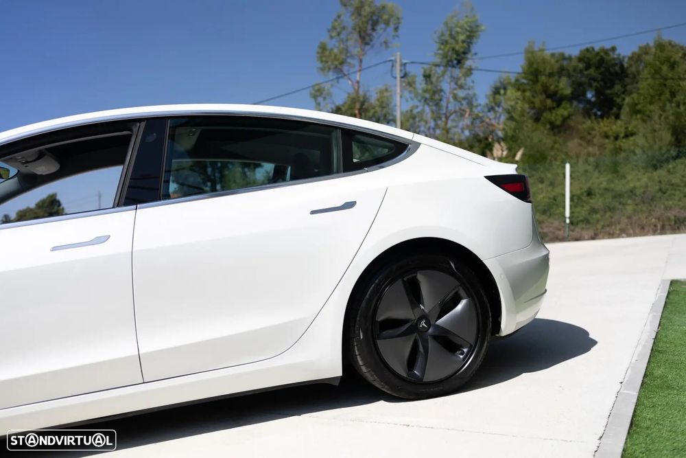 Tesla Model 3 Long-Range Dual Motor AWD - 13
