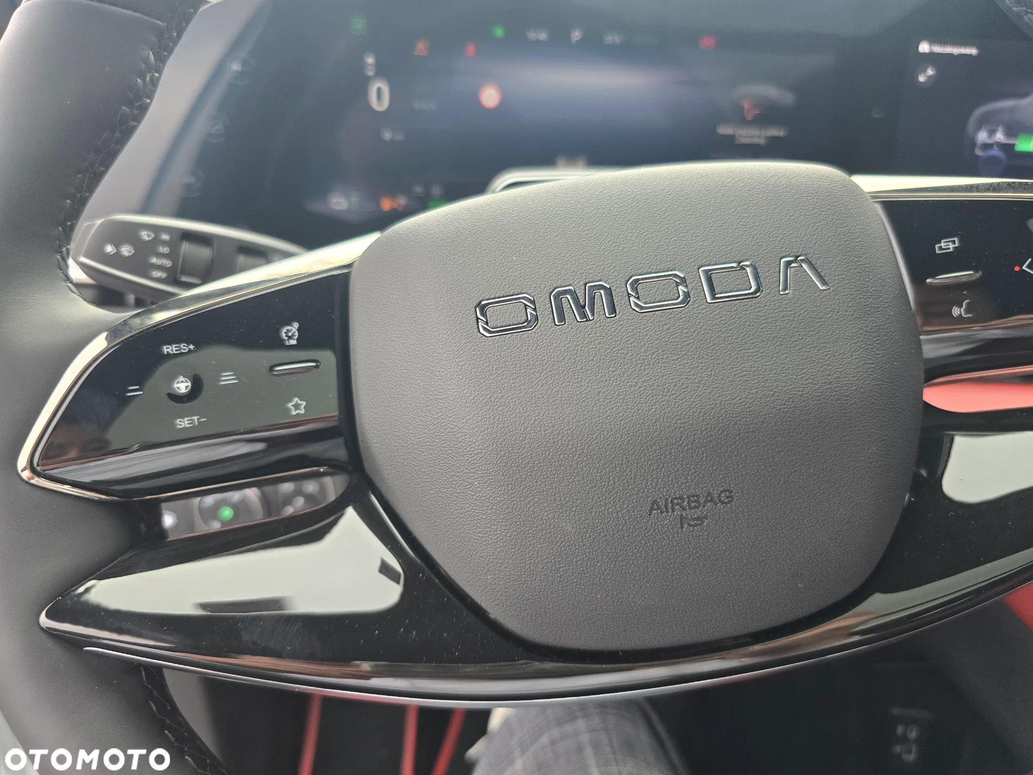 Omoda 9 1.5 Super Hybrid Exclusive AWD - 25