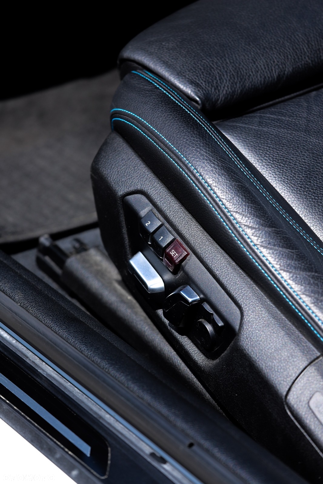 BMW M2 Competition - 9