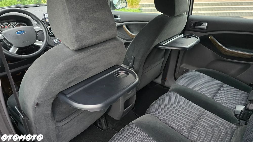 Ford C-MAX 1.8 Ghia - 27