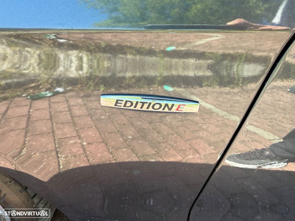 Mercedes-Benz E 200 - 16