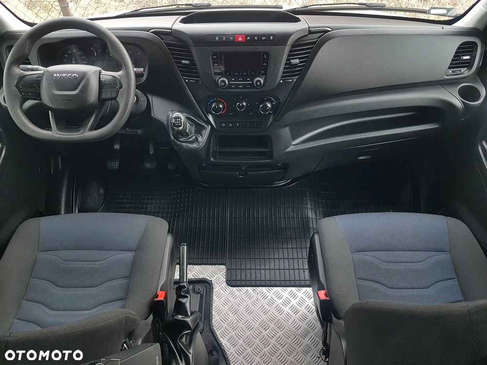 Iveco DAILY KONTENER NISKOPODŁOGOWY 4,43x2,23x2,42 SKLEP BAR FOODTRUCK KAMPER KLIMA - 23