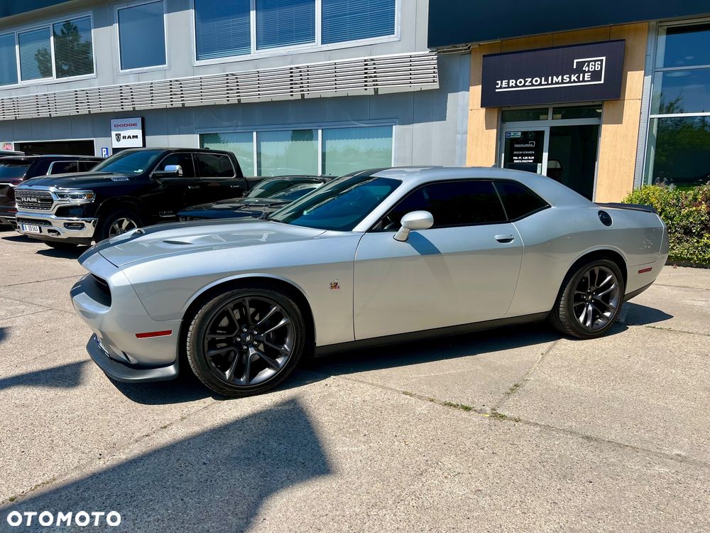 Dodge Challenger 6.4 Scat Pack - 9