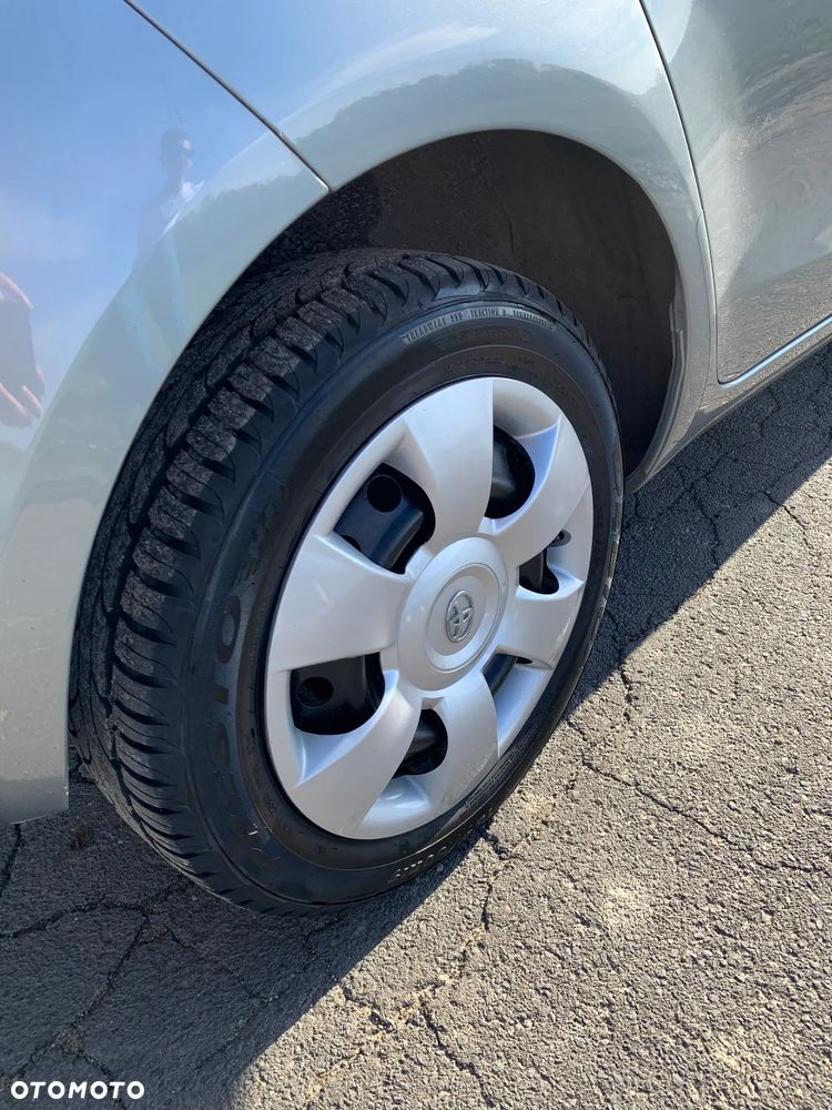 Toyota Yaris 1.0 Luna - 6