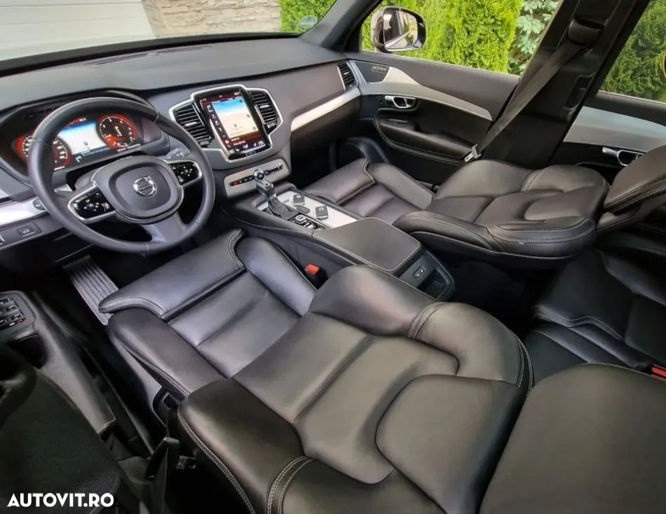 Volvo XC 90 D5 AWD Geartronic Momentum - 3