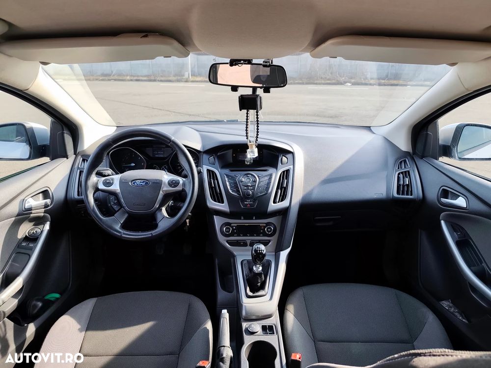 Ford Focus 1.6 TDCI DPF Start-Stopp-System Trend - 6