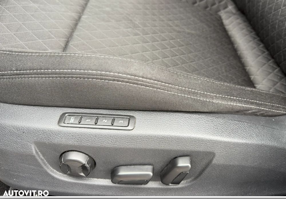 Skoda Superb 2.0 TDI DSG 4X4 Style - 11