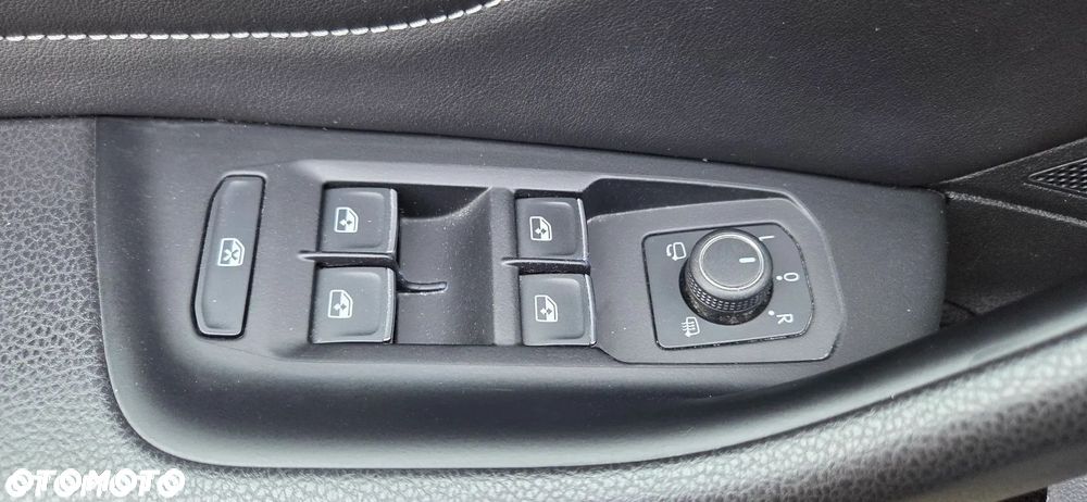 Volkswagen Arteon 2.0 TSI DSG R-Line Edition - 27