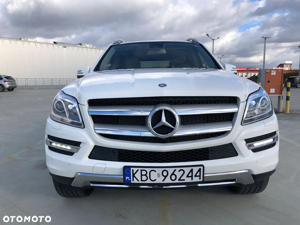 Mercedes-Benz GL 400 4Matic 7G-TRONIC - 7
