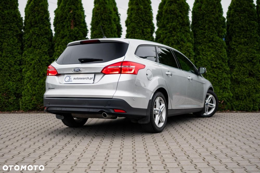 Ford Focus 2.0 TDCi SYNC Edition ASS PowerShift - 4