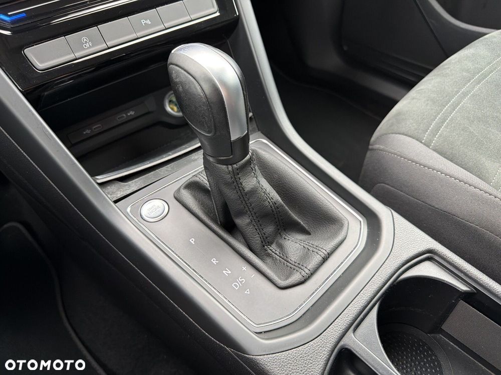 Volkswagen Touran 2.0 TDI BMT Comfortline DSG - 17