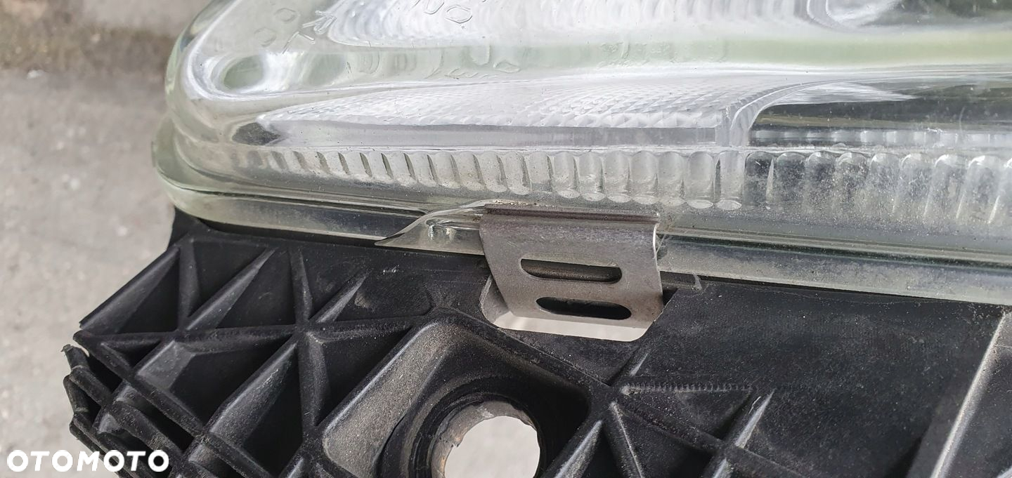 MAN TGX LAMPA PRAWY PRZÓD PRZEDNIA - 5
