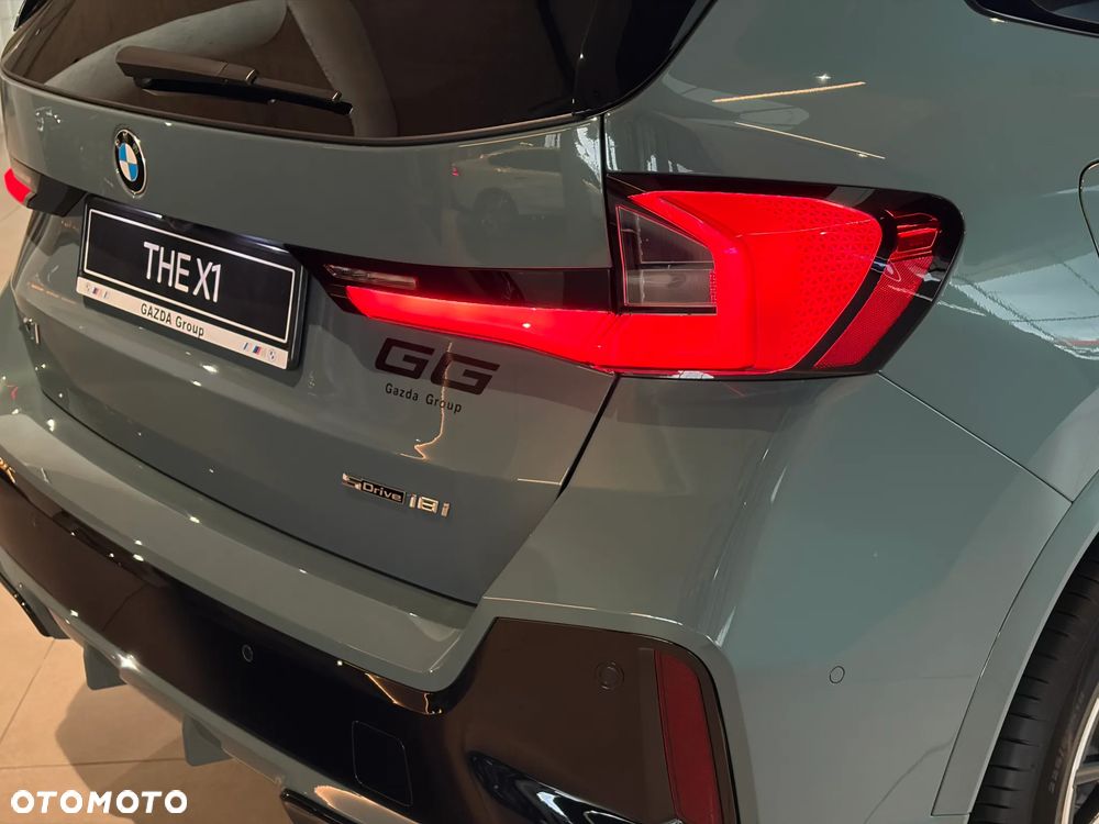 BMW X1 sDrive18i sport - 13