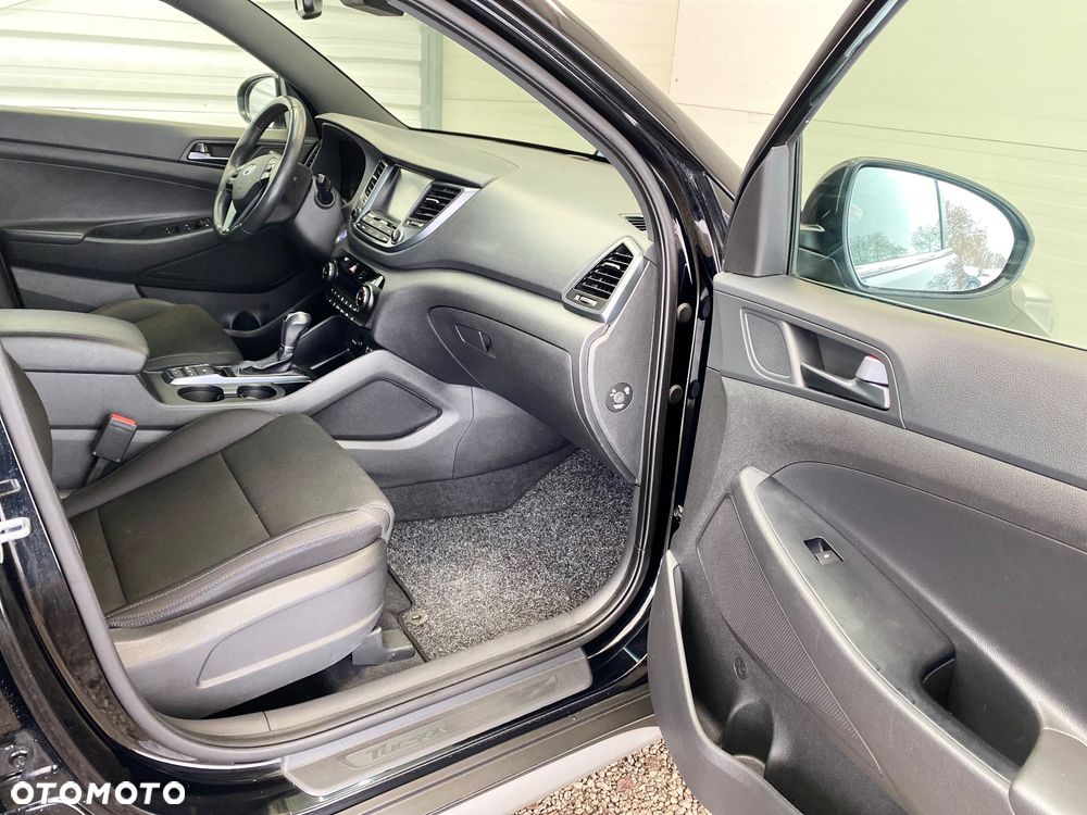 Hyundai Tucson 1.7 CRDI BlueDrive Style 2WD DCT - 11