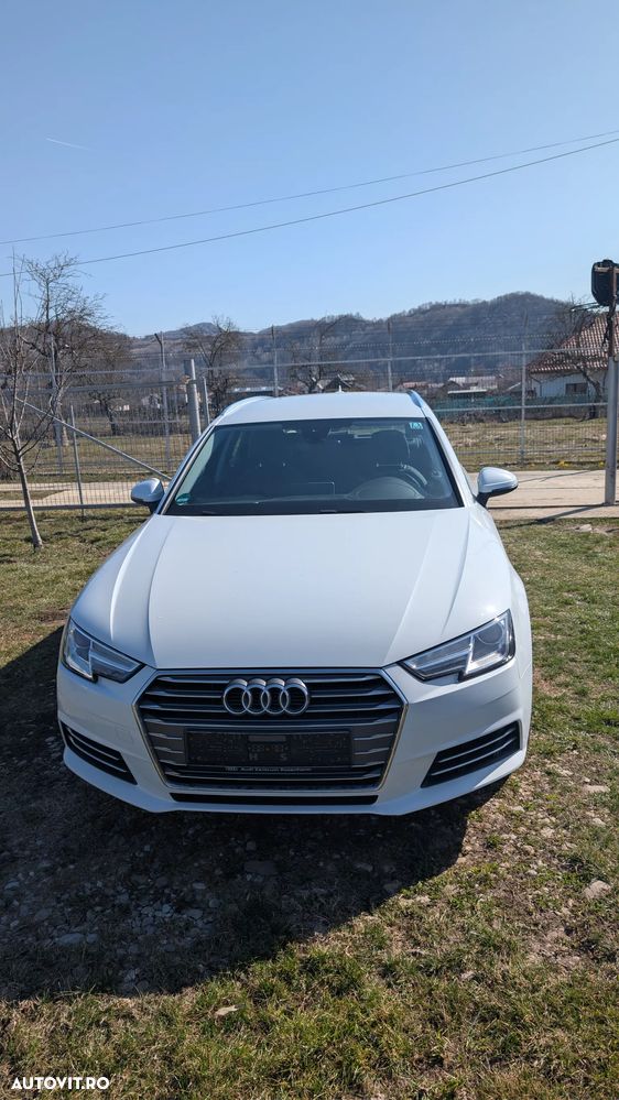 Audi A4 Avant 2.0 TDI ultra S tronic - 8