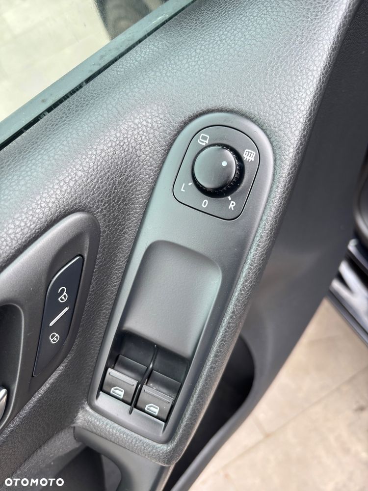 Volkswagen Golf 1.4 Team - 12