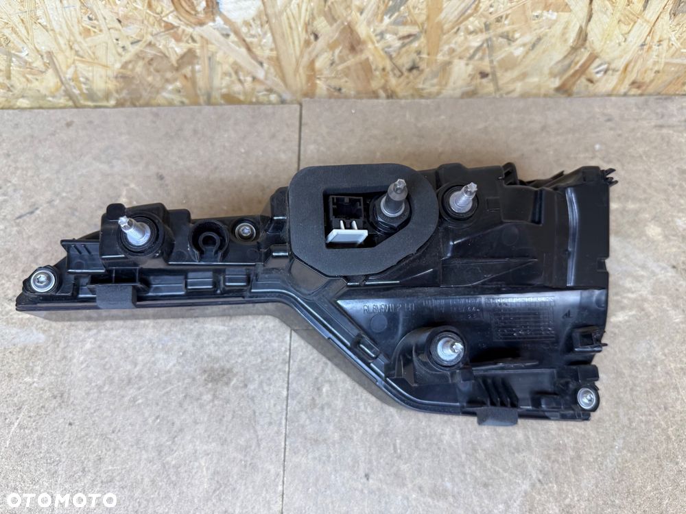 LAMPA TYŁ LEWA W KLAPĘ AUDI A4 B9 LIFT LED 8W9945075AA - 3