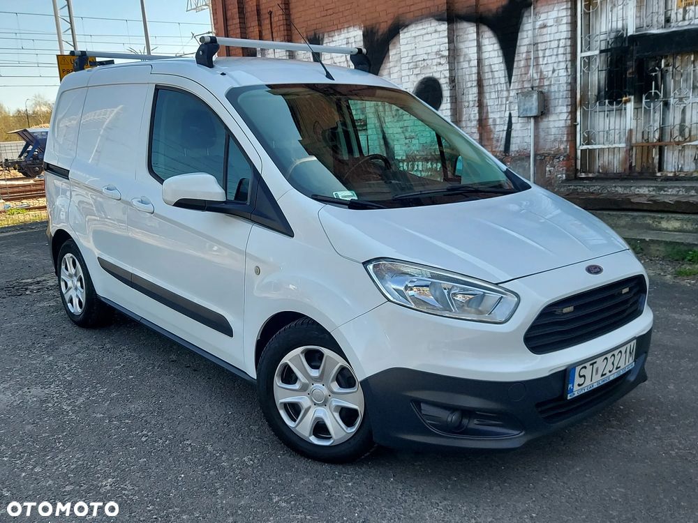 Ford COURIER - 2