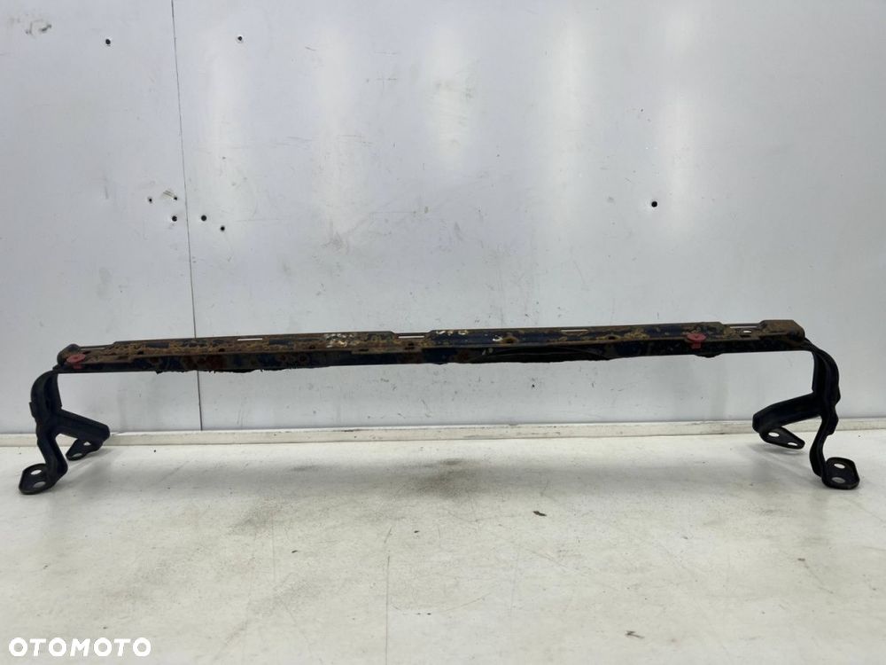 Belka silnika Volvo V40 I S40 I 95-04r. mocowanie wspornik pod chłodnice zderzak - 2
