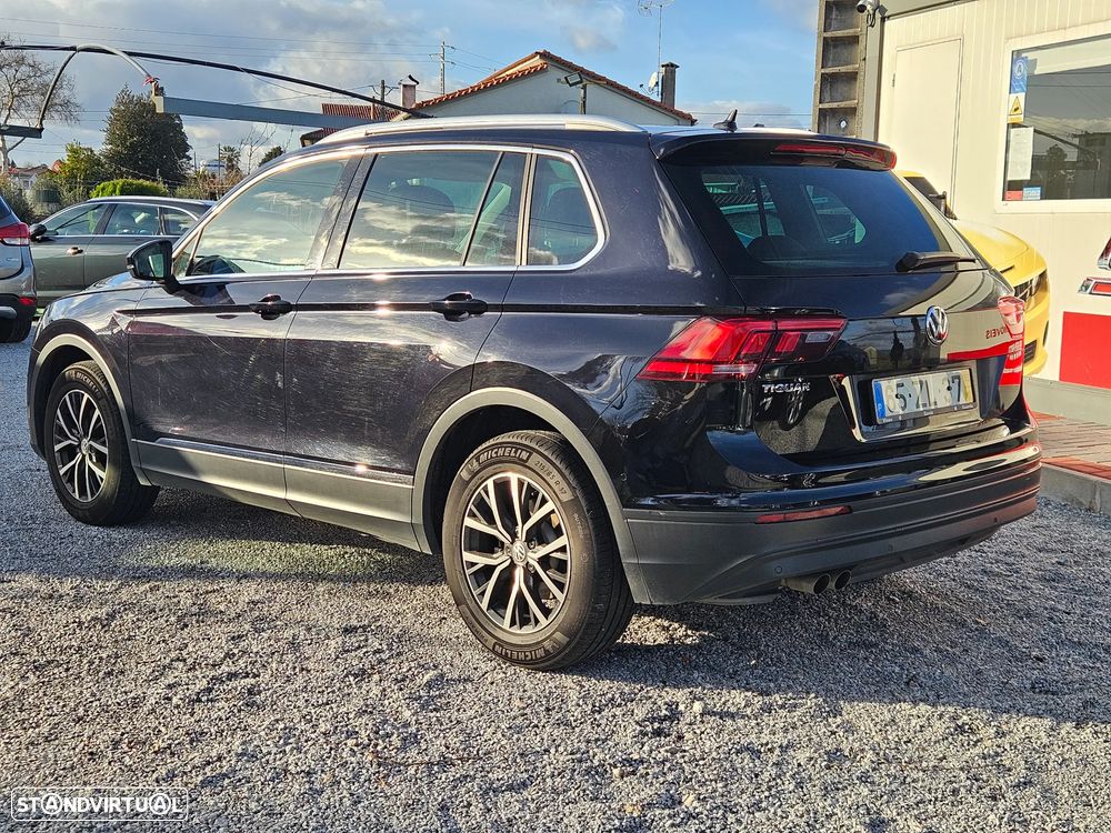 VW Tiguan 1.5 TSI Confortline - 9