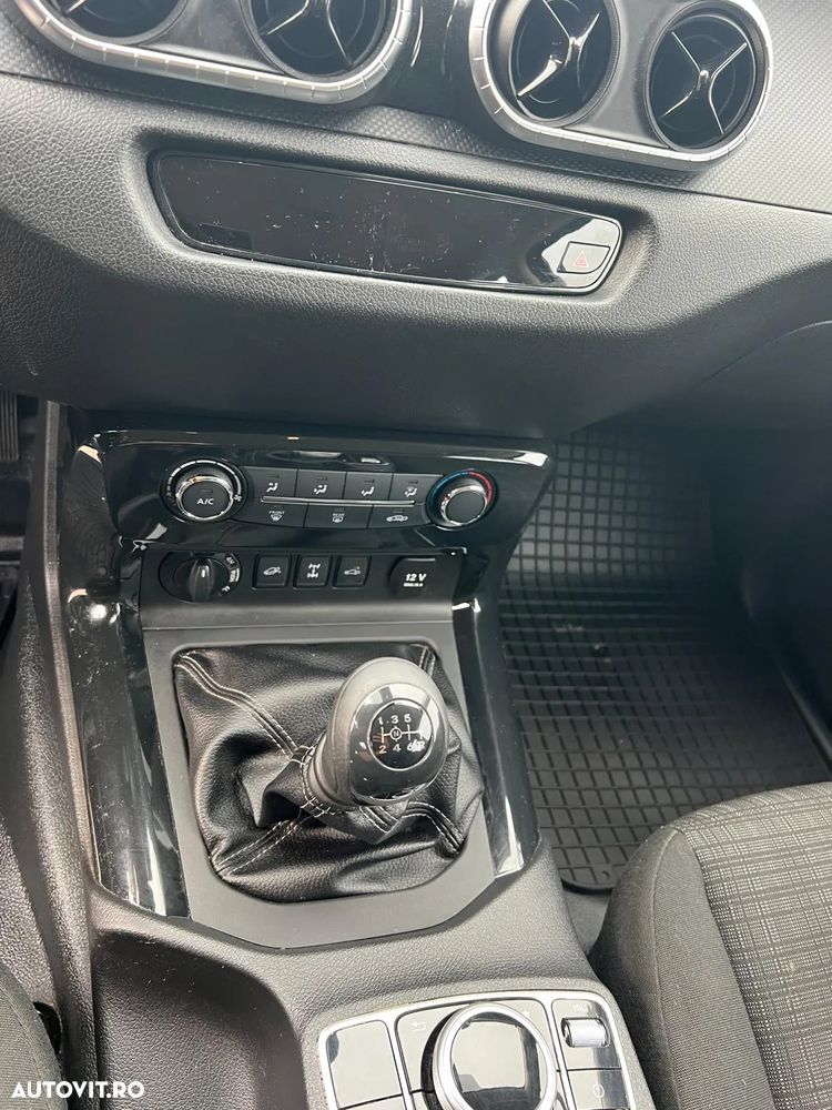 Mercedes-Benz X 220 d 4MATIC PURE - 13