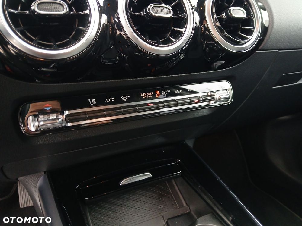 Mercedes-Benz Klasa B 200 mHEV Progressive 7G-DCT - 26