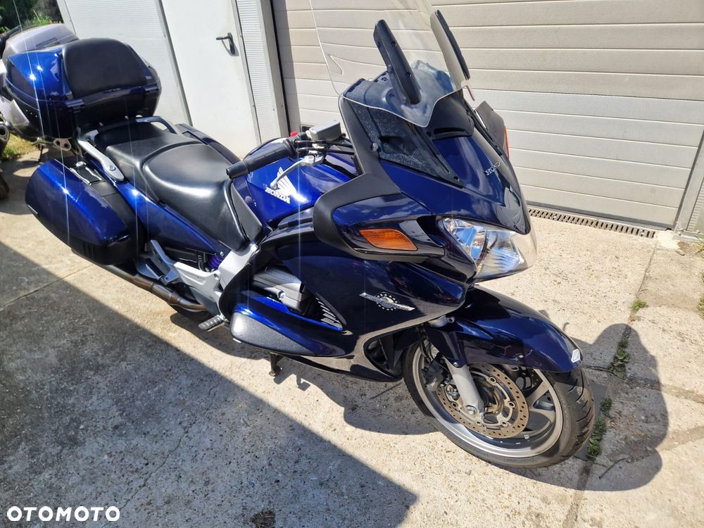 Honda ST - 24