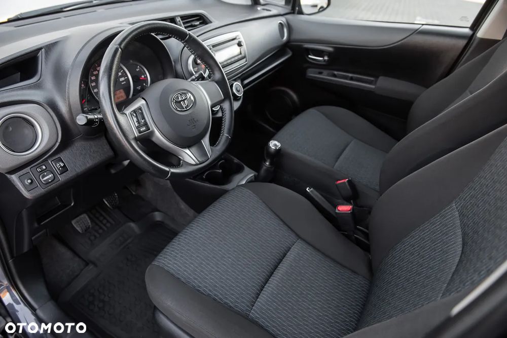 Toyota Yaris - 15