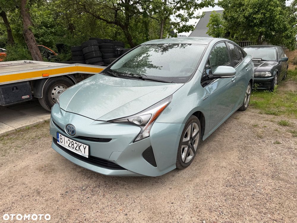 Toyota Prius (Hybrid) Executive - 1