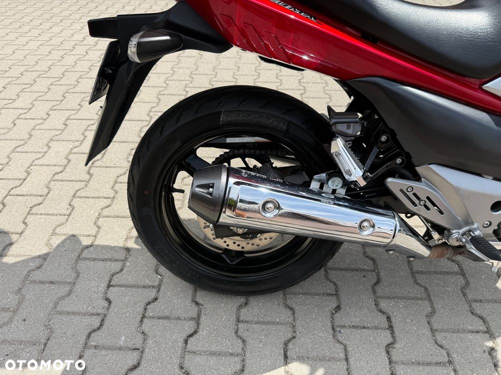 Suzuki GW 250 - 12