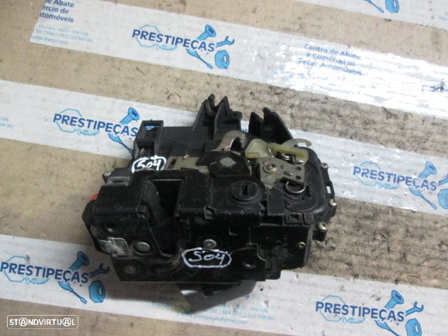 Fecho S/REF0504 AUDI A6 2001 TE ELETRICO - 3